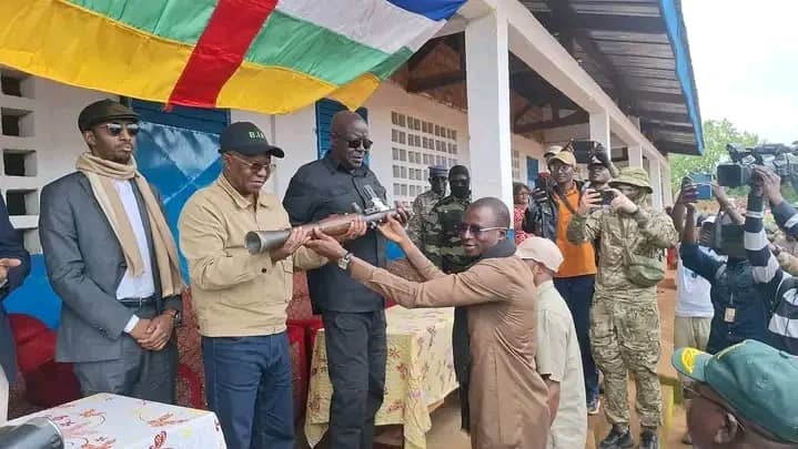 Le Ministre de la Défense Nationale lance le désarmement volontaire des ex-combattants 3R à Koui